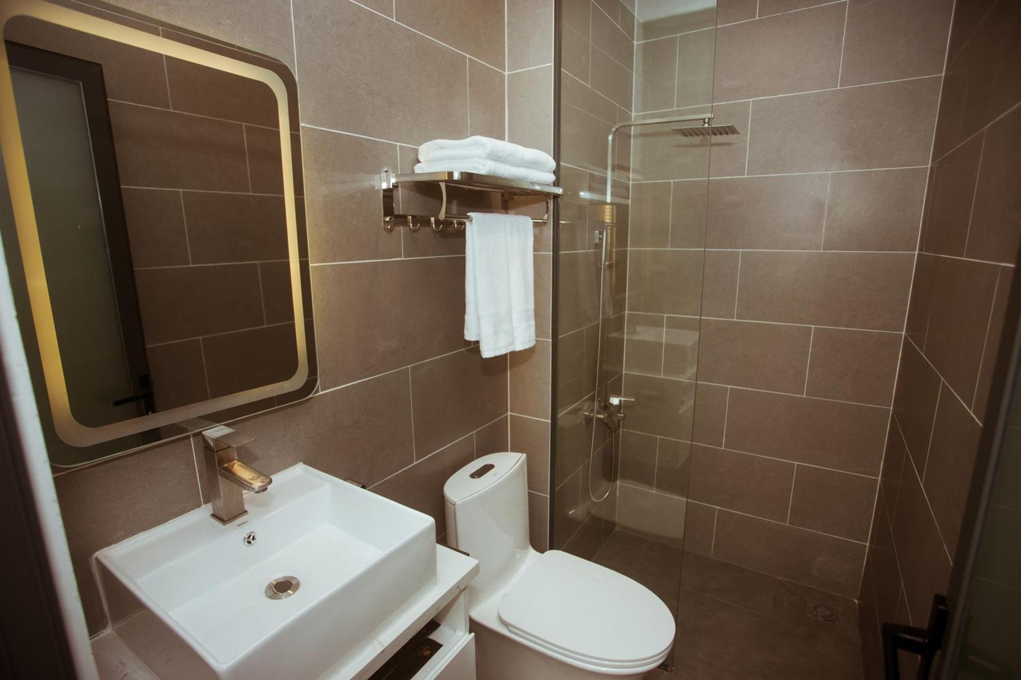 Lee Charming Hotel Nha Trang Bagian luar foto